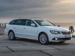 Skoda Superb - wagon 5 porte