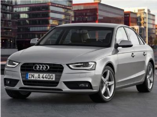 Audi A4 - berlina 3 vol. 4 porte