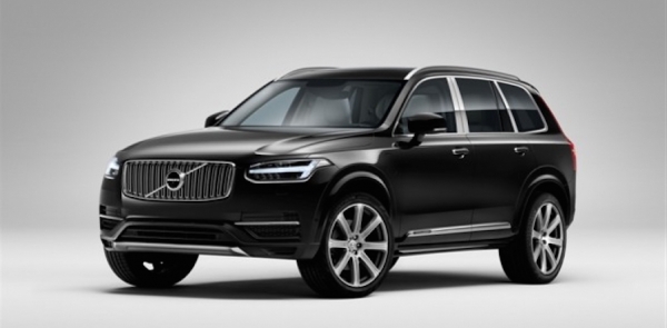 Volvo XC90 Excellence al top della gamma presentata al Salone dell’Automobile di Shanghai